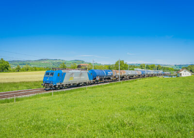 Economic advantages of a competitive freight railway